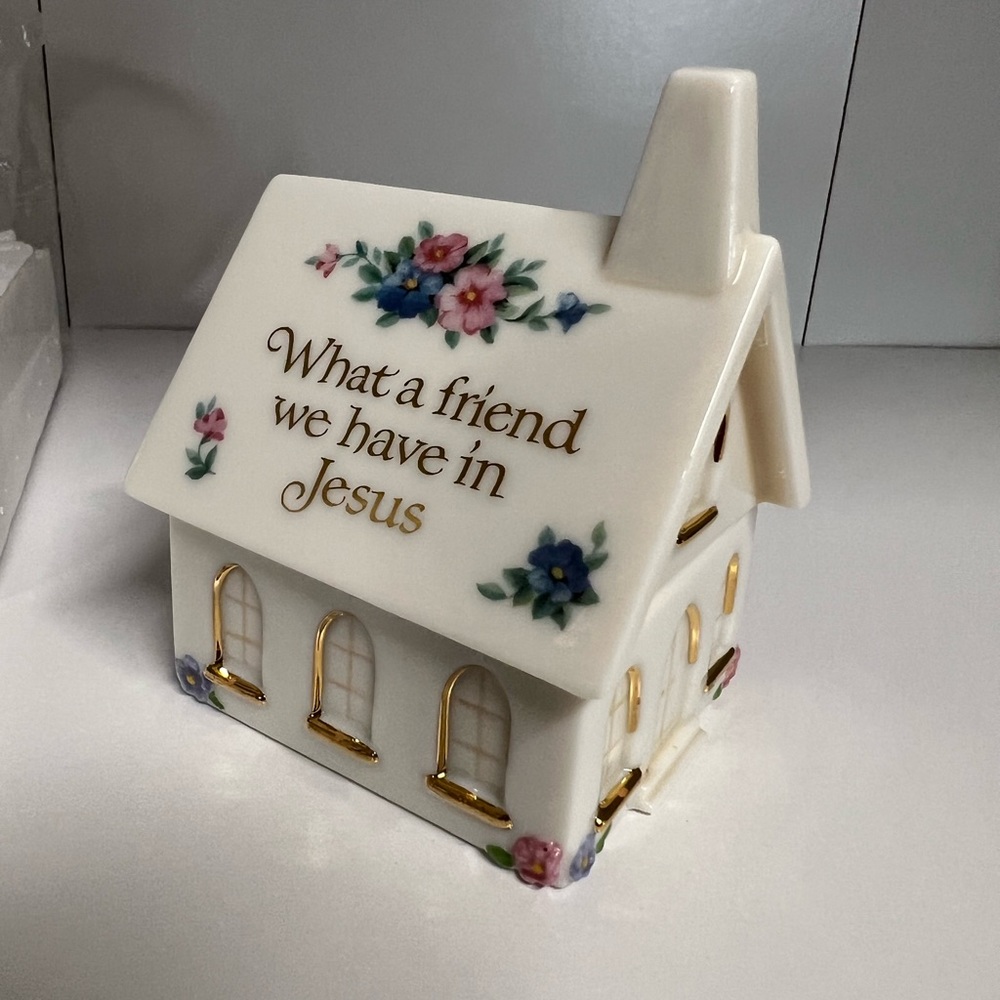 Musical trinket box by the Franklin mint